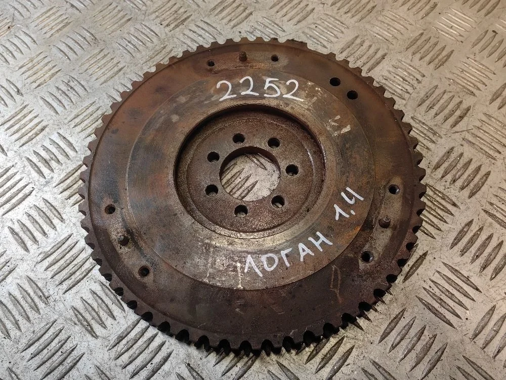 Маховик Renault Logan