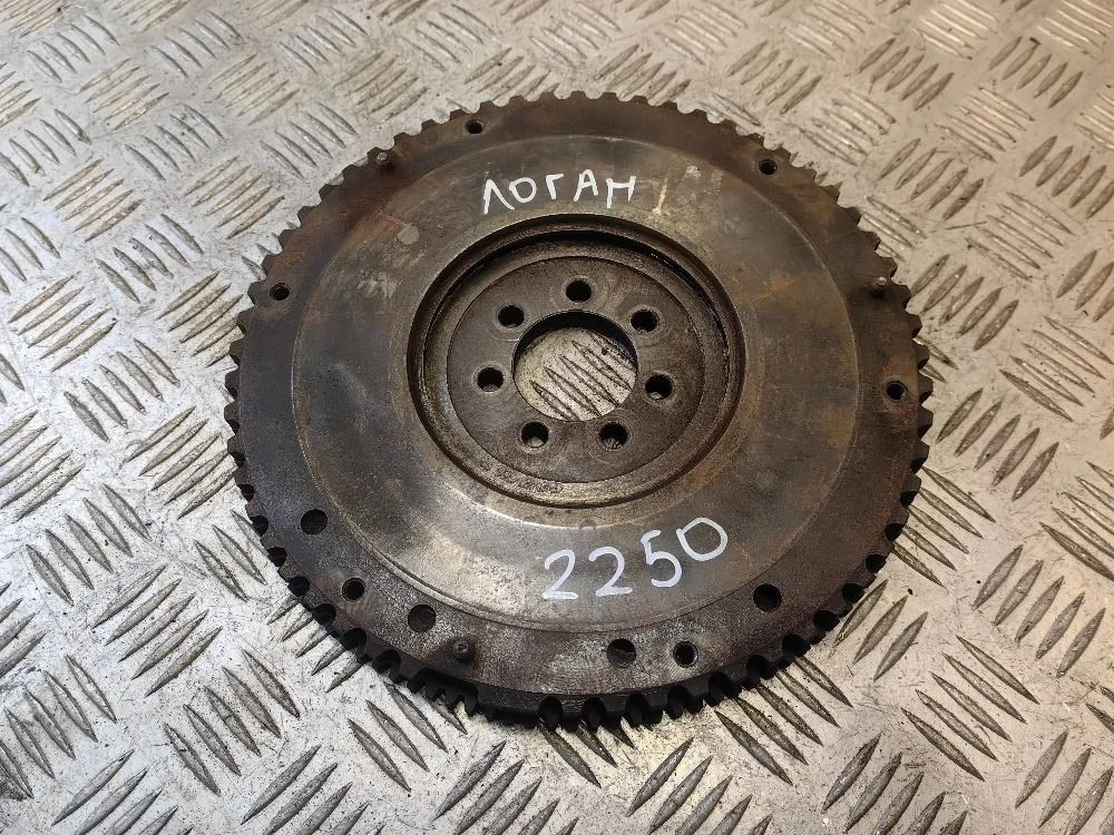 Маховик Renault Logan