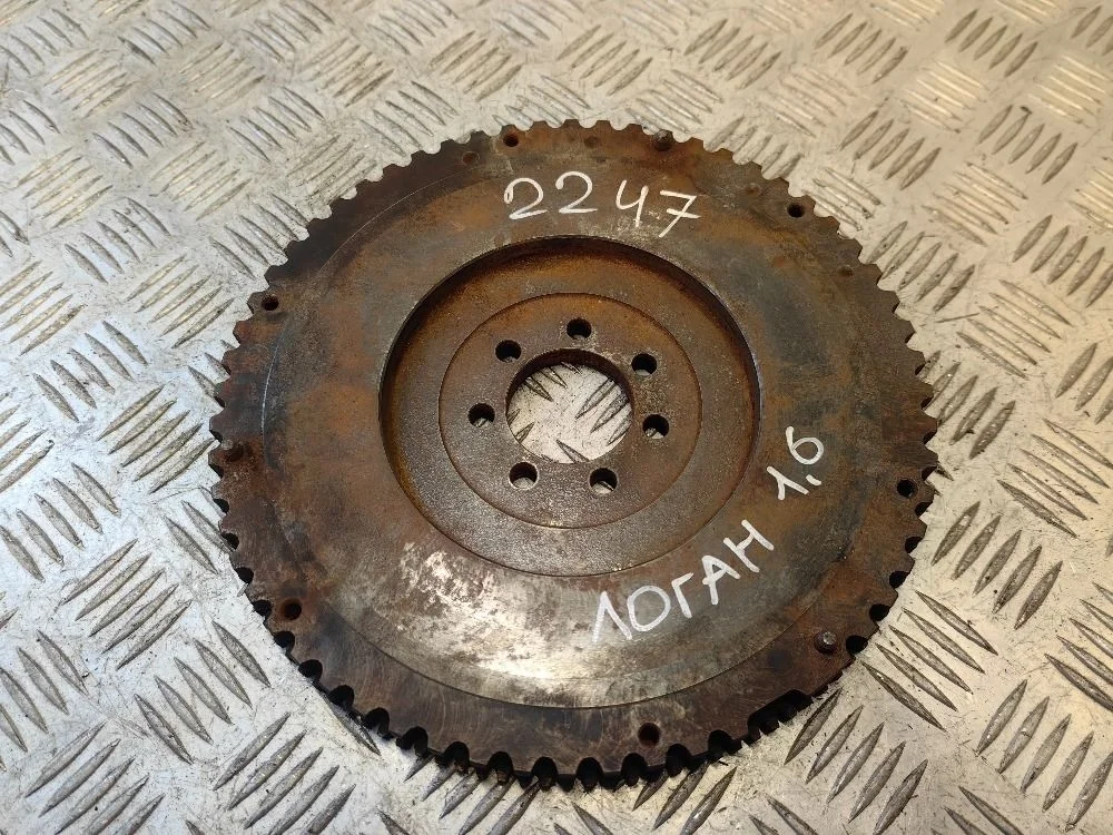 Маховик Renault Logan