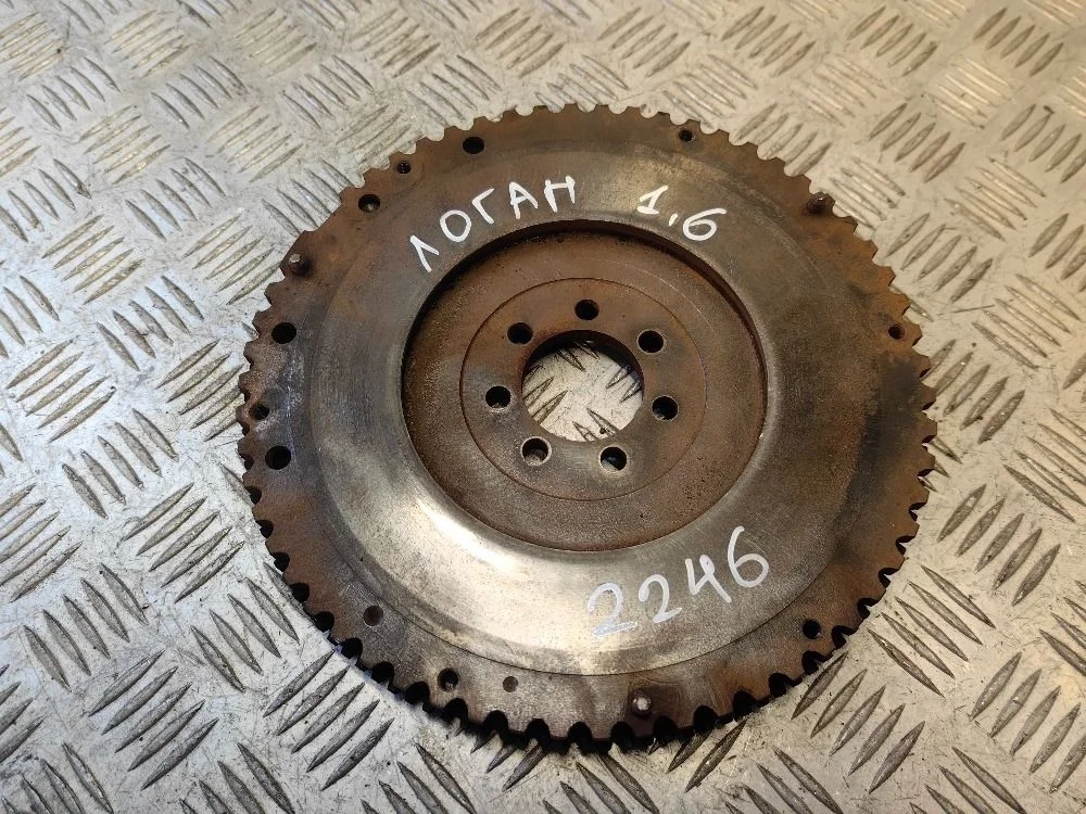 Маховик Renault Logan