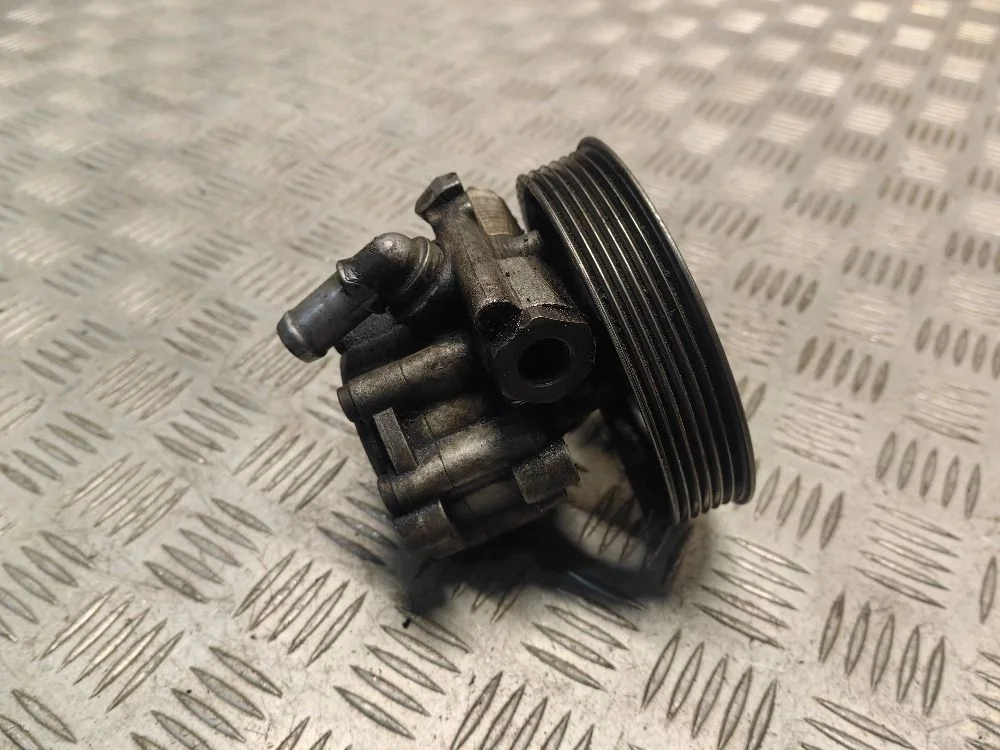 Насос гидроусилителя Renault Logan