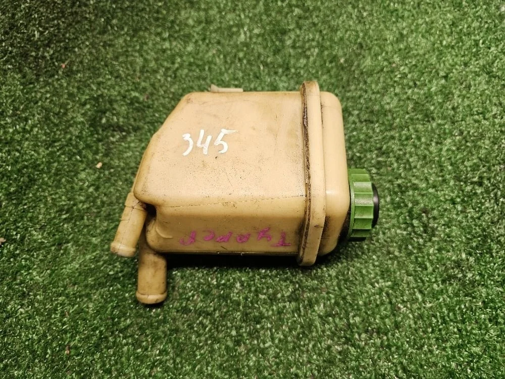 Бачок гидроусилителя Volkswagen Touareg