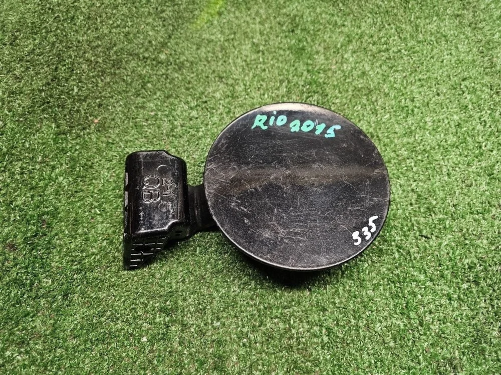 Лючок топливного бака Kia Rio 3 UB