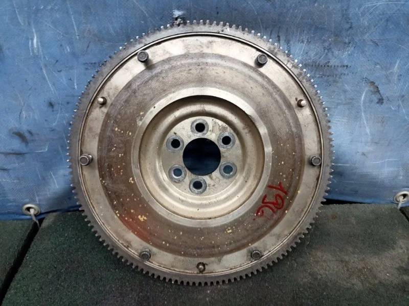 Маховик МКПП Skoda Yeti 2014 030105271M 1.2 CBZ