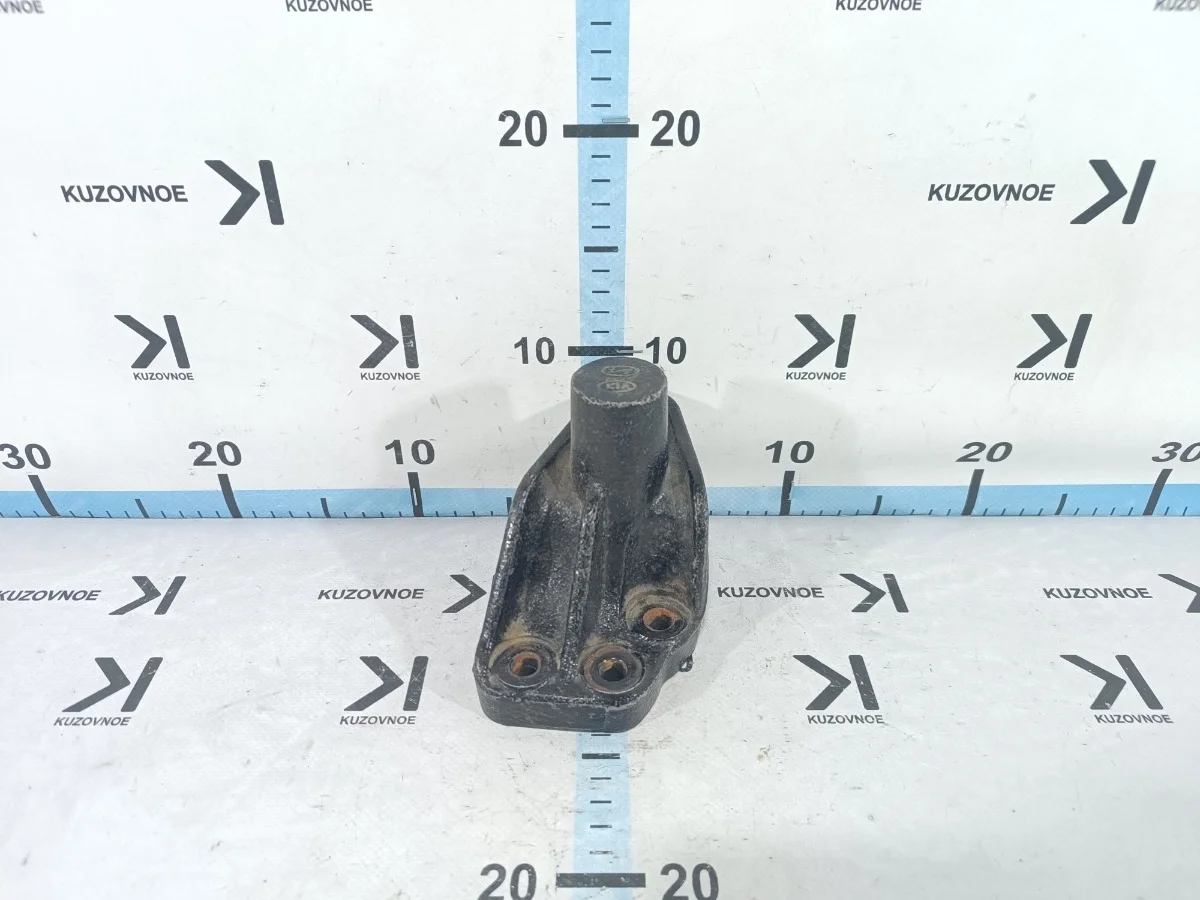 Кронштейн опоры двигателя Kia Ceed 2012 JD