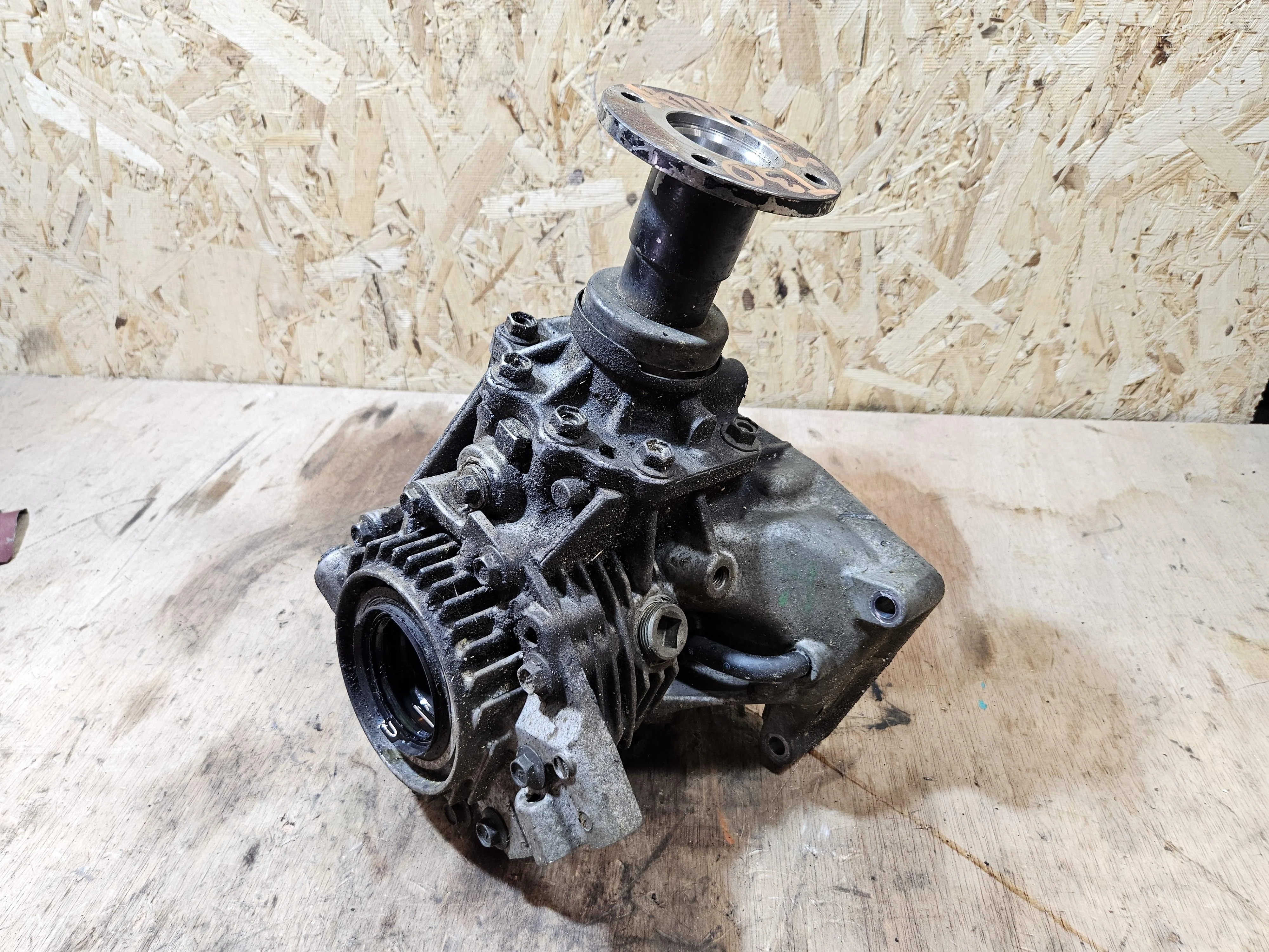 Раздатка NISSAN QR25DE АКПП 4WD Nissan X-Trail T30