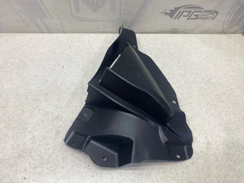 Подкрылок передний правый нижняя часть BMW X6 F16