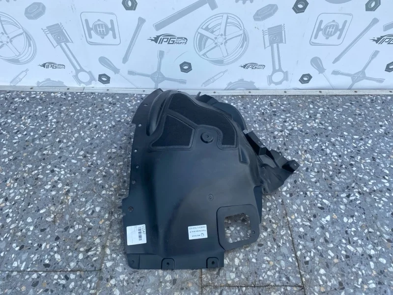 Подкрылок передний правый передняя часть BMW X6 F16