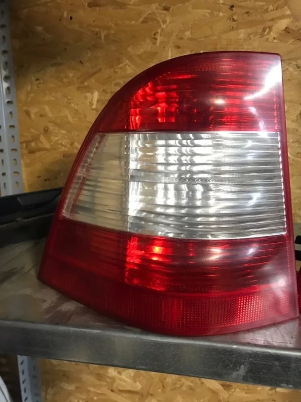 Фонарь Mercedes ML 2003 A1638202364 W163