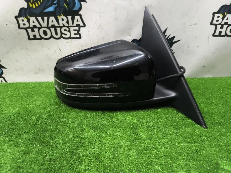 Зеркало правое Mercedes-Benz C-class 2012 A2048103076 W204 271.860