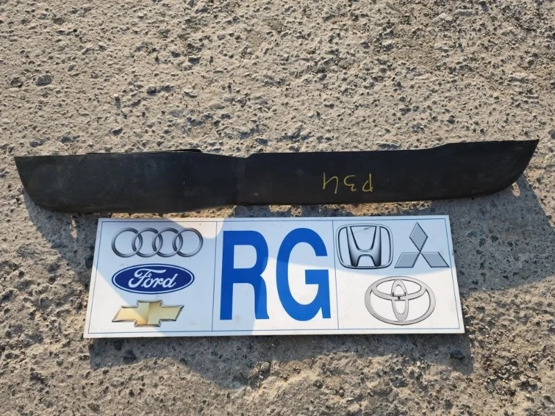 Накладка бампера Land Rover Range Sport 2010