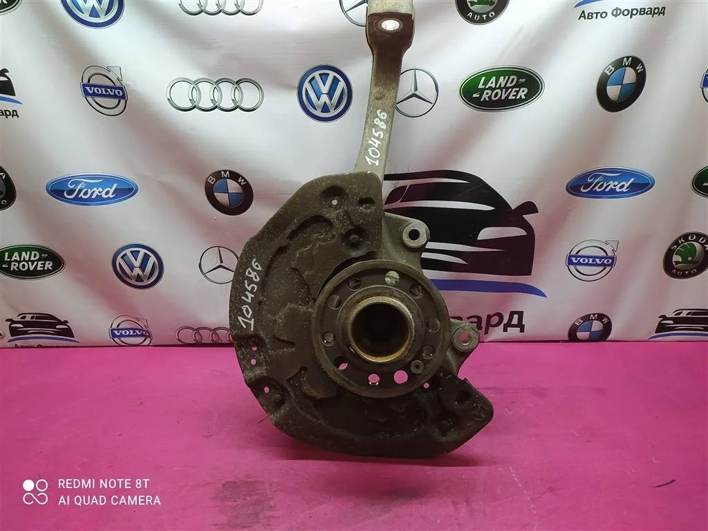 Кулак передний левый MB W205 2014-2023 A2053322100