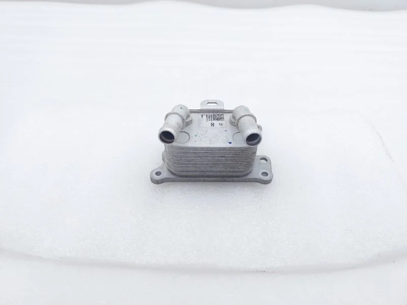 Радиатор масляный Mercedes-Benz GLB-Class 2021 X247