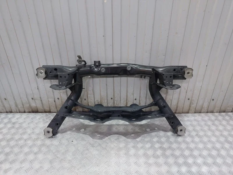 Подрамник Volkswagen Golf R 2023