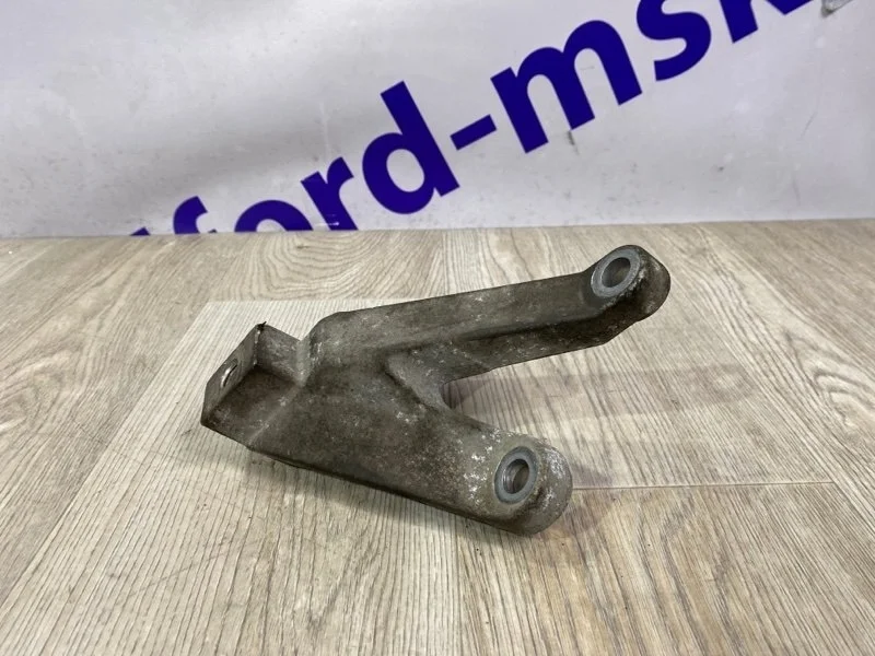 Кронштейн кпп FORD FOCUS 3 2013