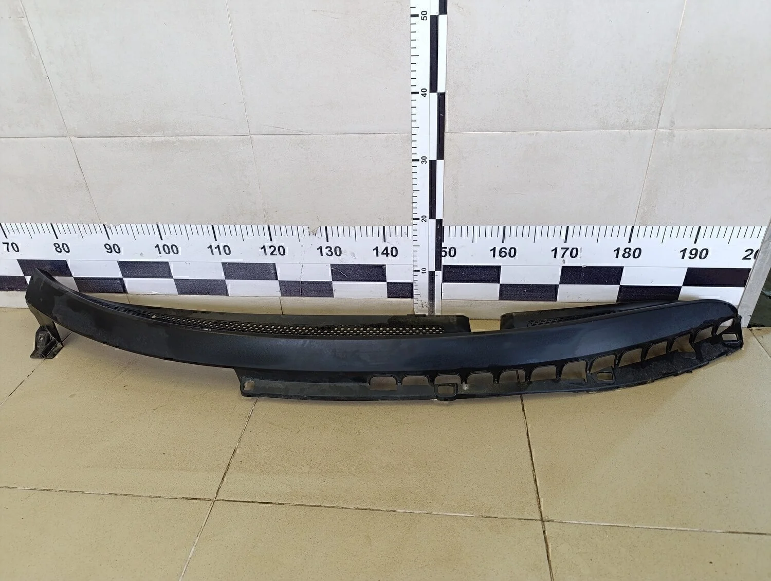 Решетка стеклооч. (планка под лобовое стекло) C3 2002-2009