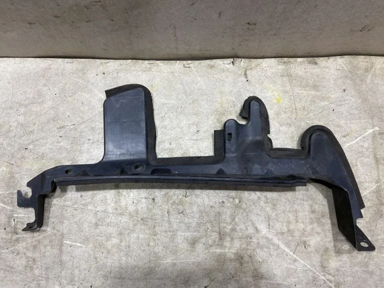 Дефлектор левый Nissan Juke F15  Жук Ф15