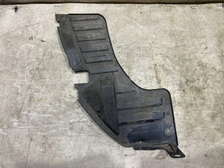 Подкрылок задний левый Nissan Juke F15  Жук Ф15
