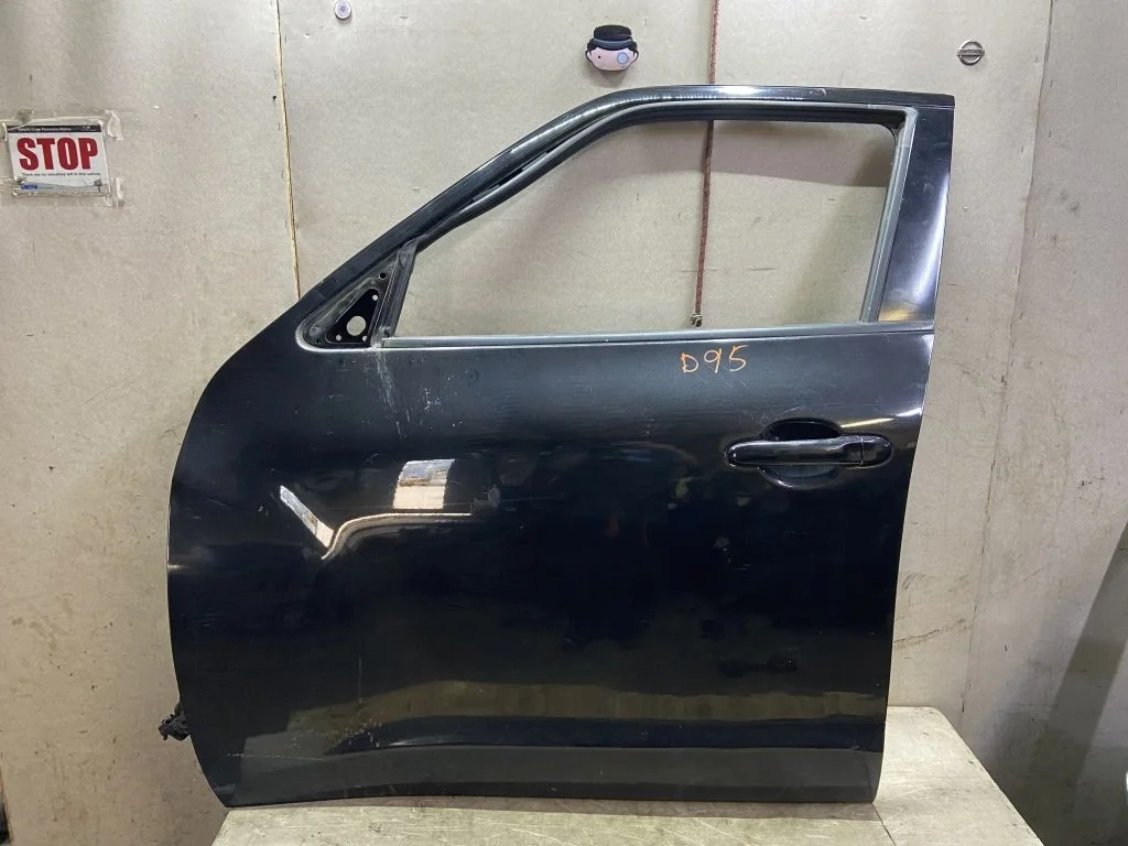 Дверь передняя левая Nissan Juke F15 2015