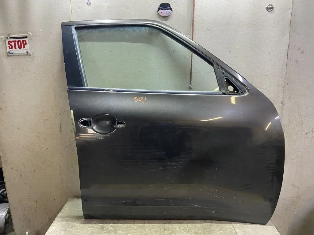 Дверь передняя правая Nissan Juke F15 Жук Ф15 2013