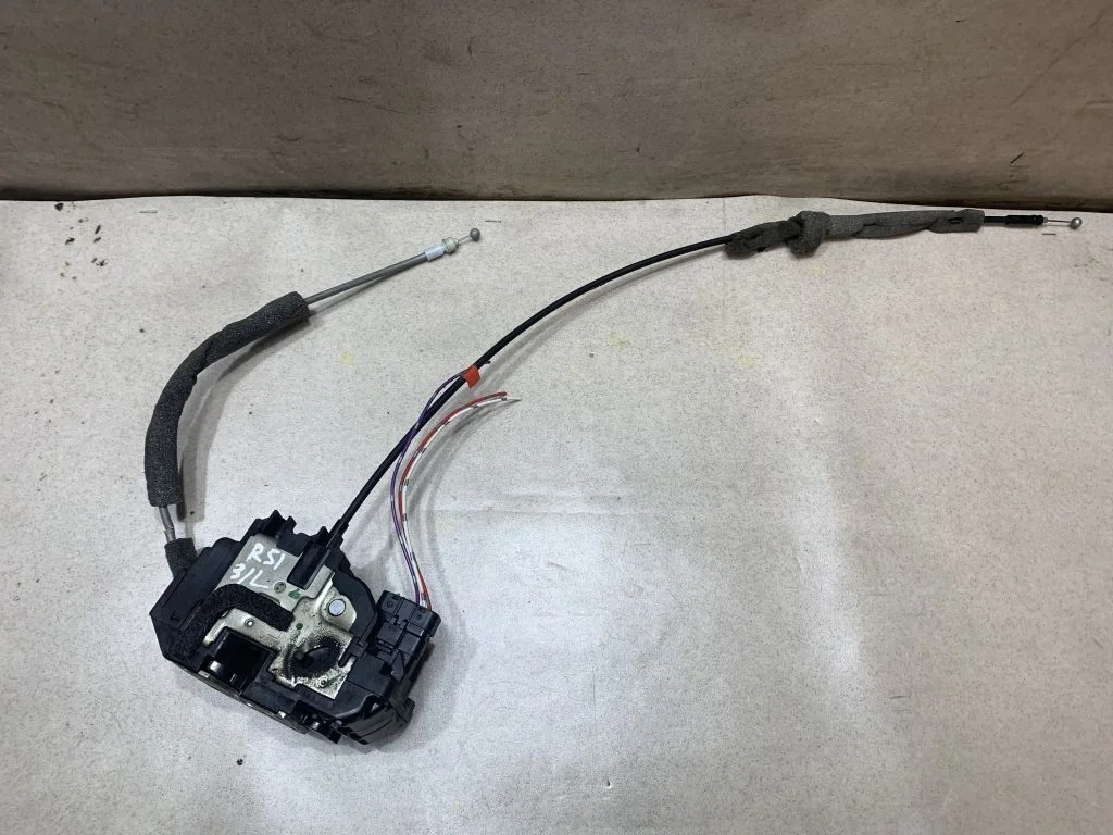 Замок задний левый Nissan Pathfinder R51