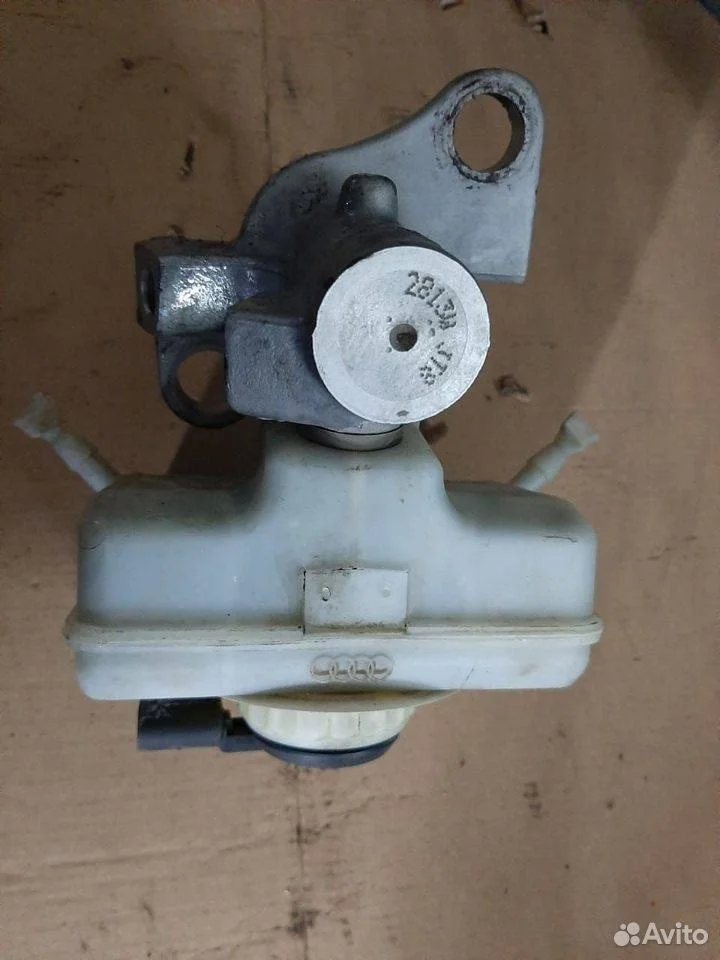 Цилиндр тормозной главный Audi Q5 I рестайлинг (2012—2017)