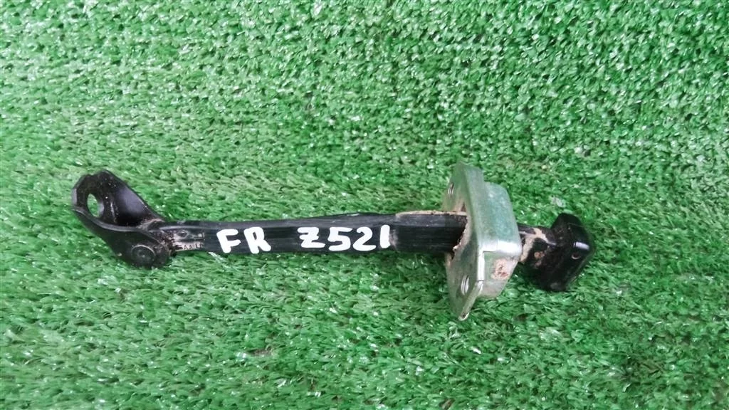 Б.у. ограничитель двери NISSAN MURANO Z52 NISSAN MURANO Z52