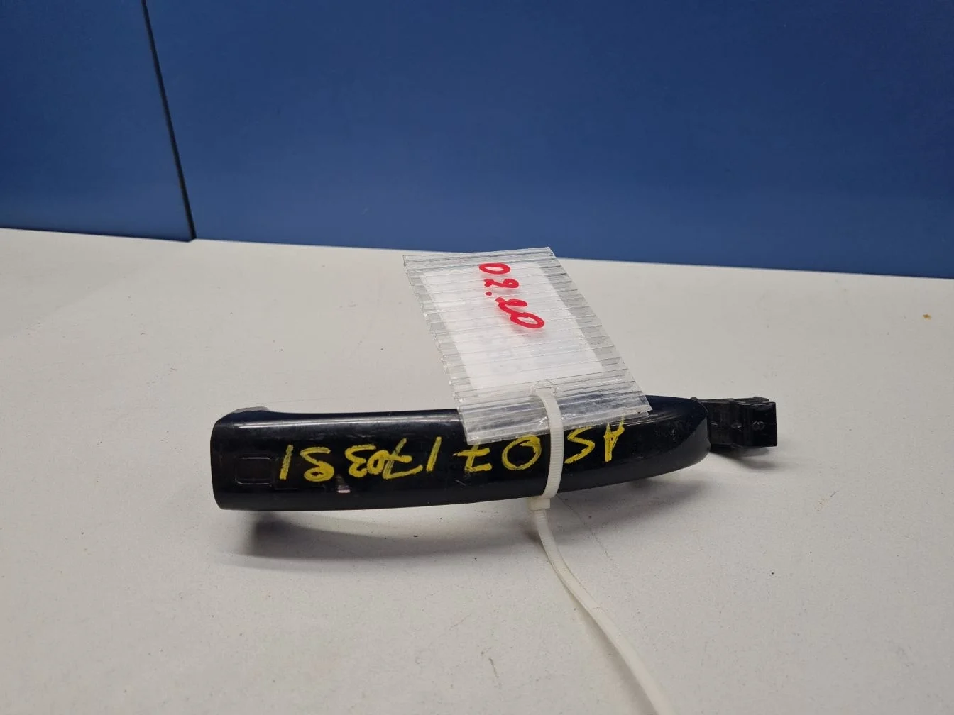 Ручка двери нaружная для Audi A5 S5 8F Cabrio 2010-2016