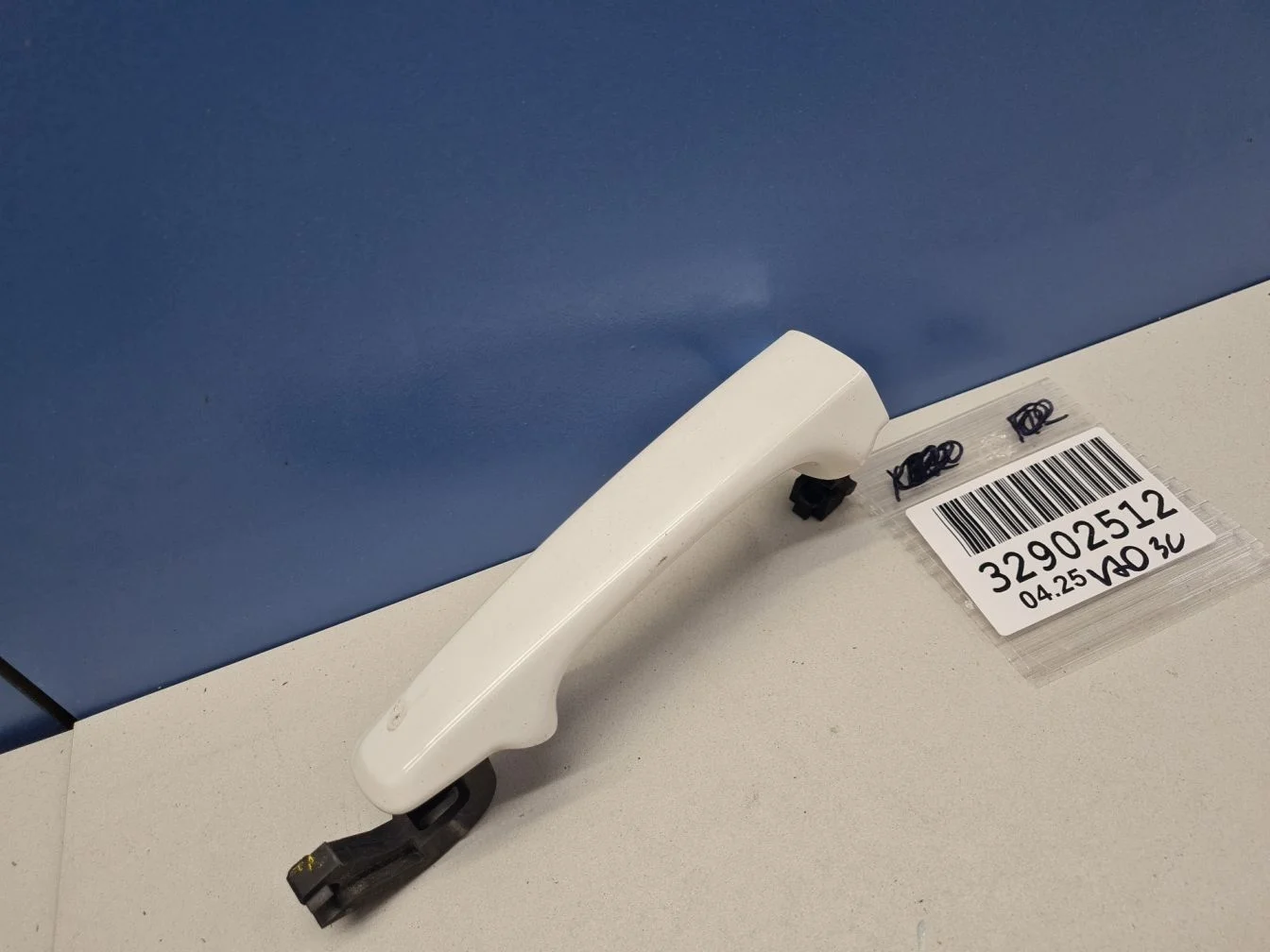 Ручка двери нaружная для Volvo V70 2007-2016