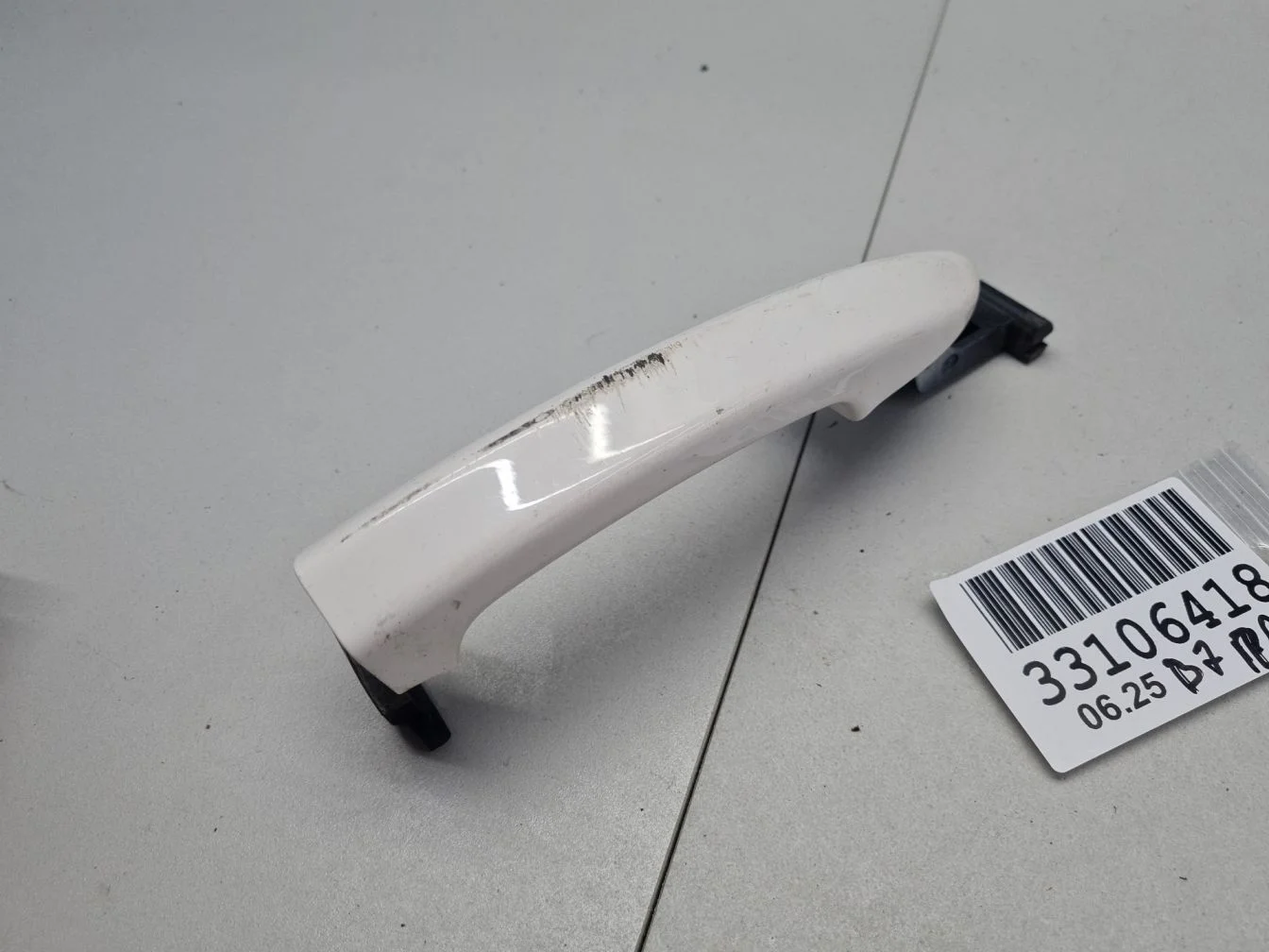 Ручка двери наружная правая для Volkswagen Passat B7 2011-2015