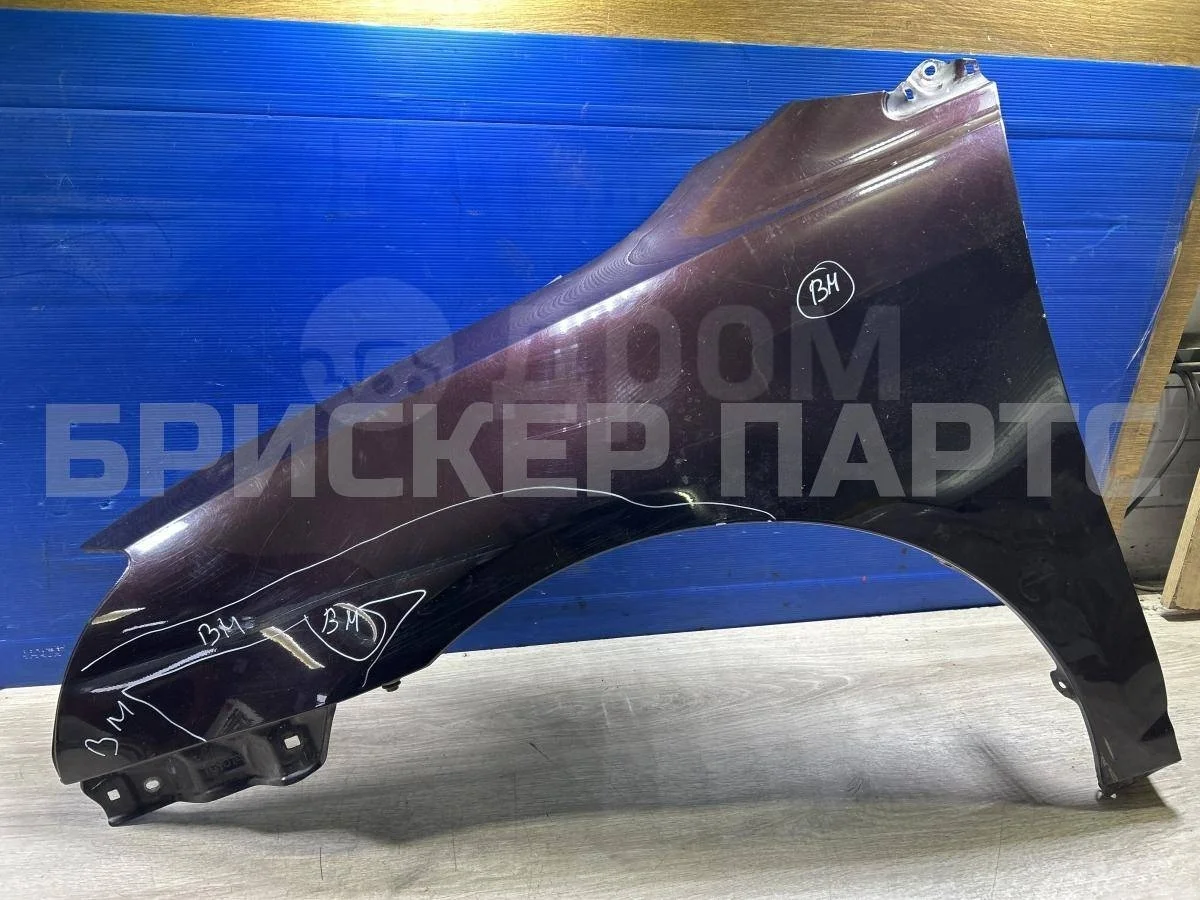 Крыло переднее(лев) Тойота Авенсис 2 (T250)