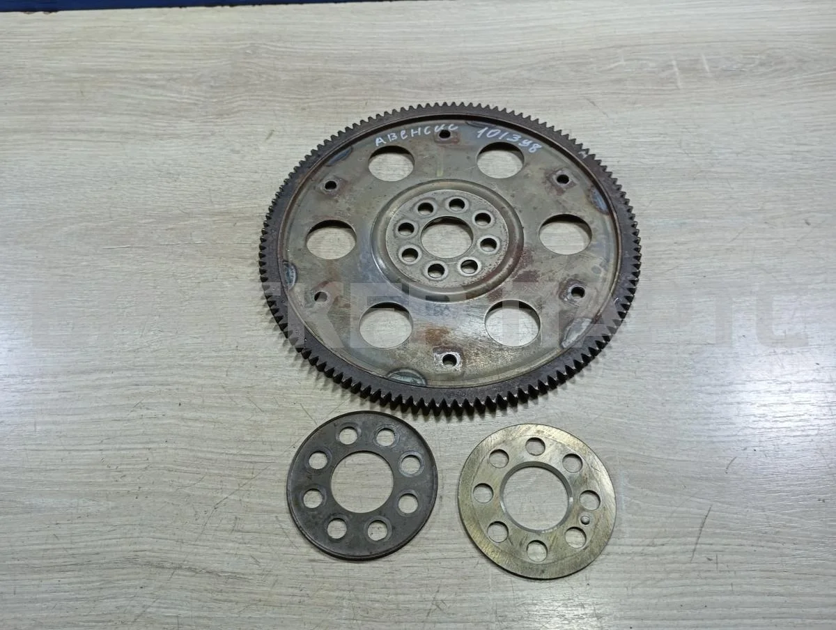 Маховик Тойота Авенсис 2 (T250)