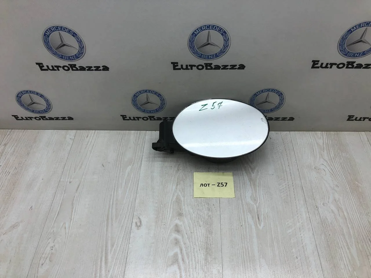 Лючок бензобака Mercedes X164