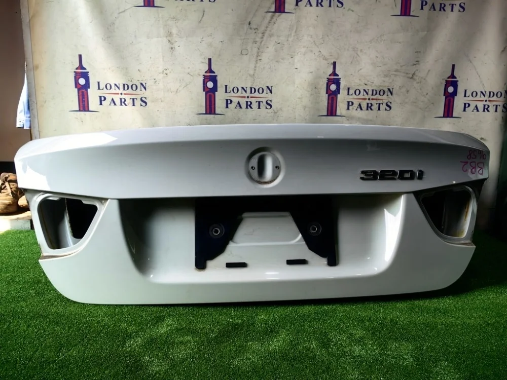 Крышка багажника BMW E90 LCI