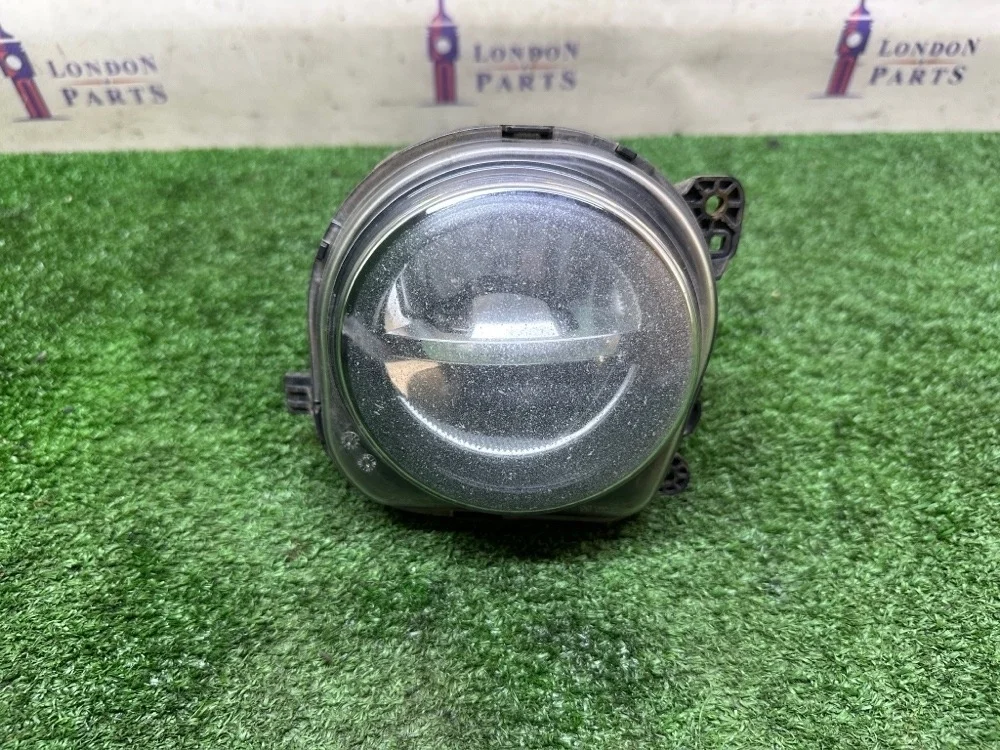 Фара противотуманная BMW F10