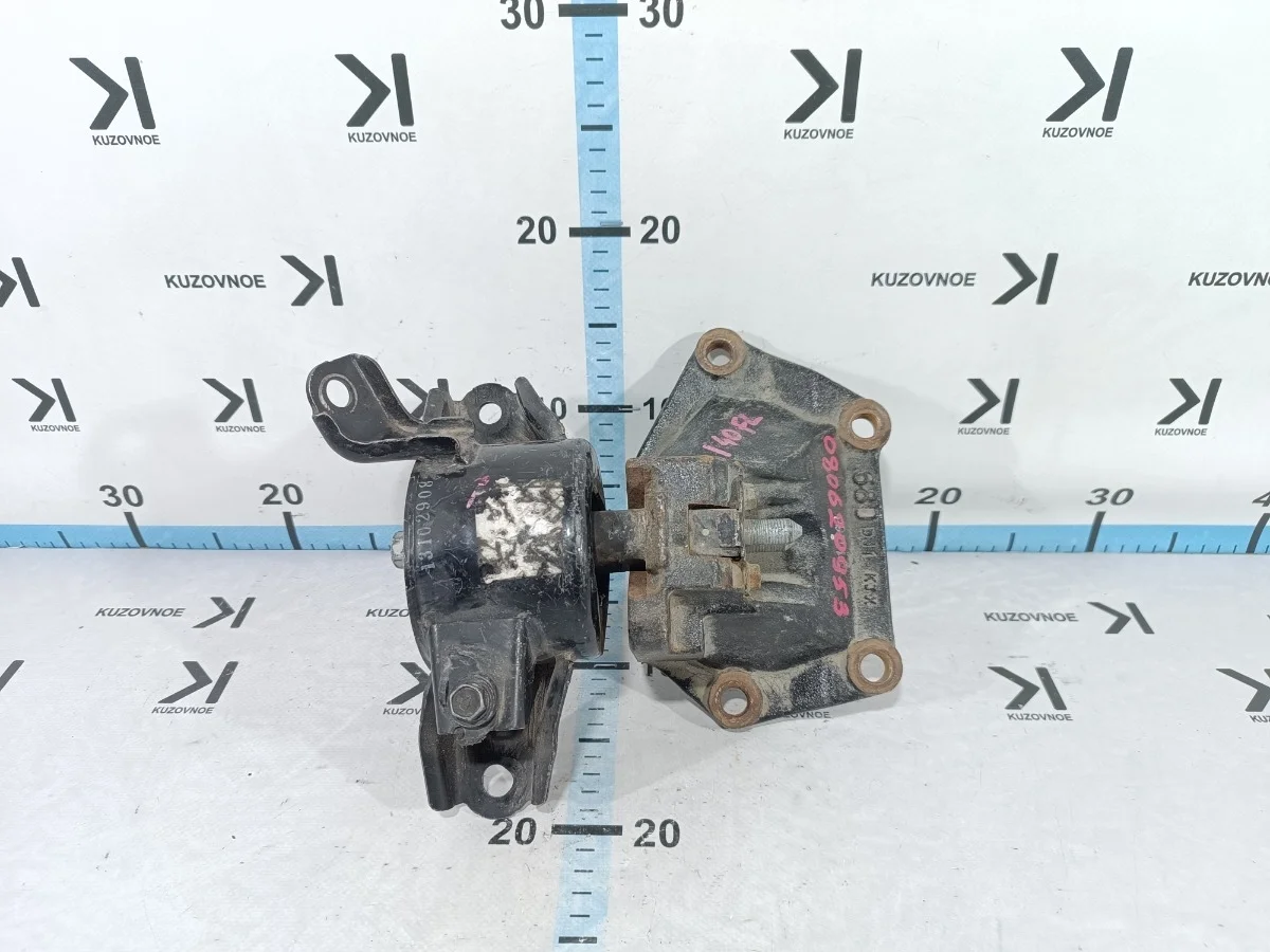 Подушка опора кпп Hyundai i40 2013 VF