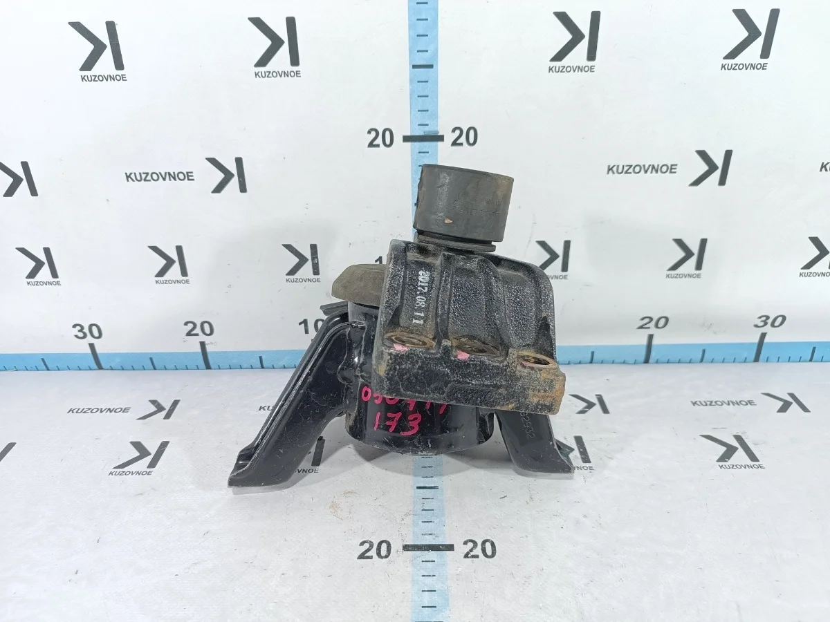 Подушка опора двигателя Hyundai Tucson 2017 TL