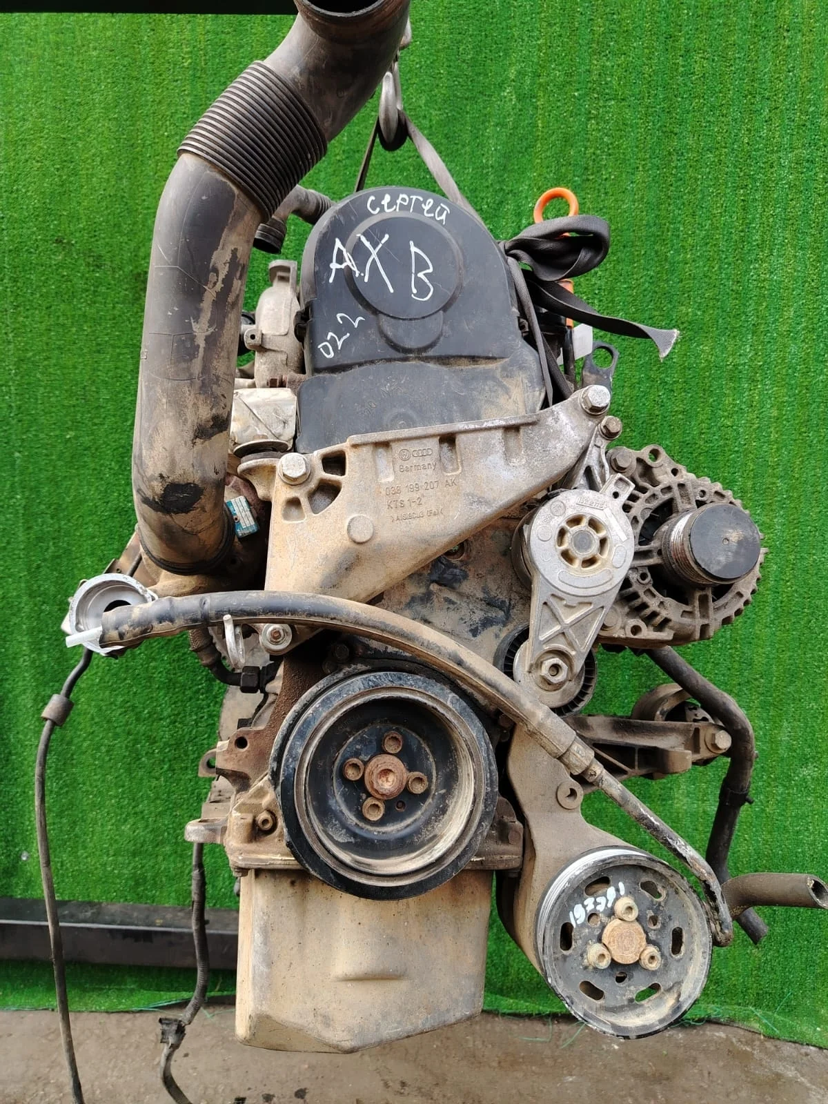 Насос гидроусилителя руля ГУРа VOLKSWAGEN TRANSPORTER T5 1,9 2004- б/у TRANSPORTER T5(2003-2015)