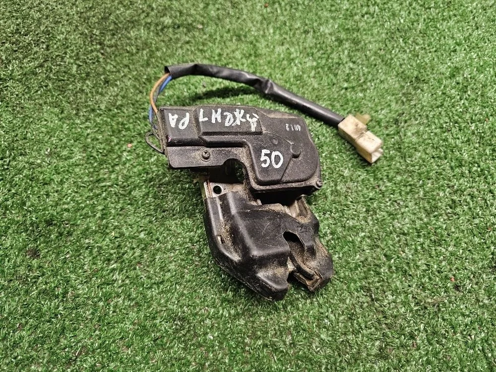 Замок багажника Daewoo Gentra II