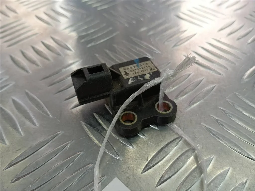 Датчик ускорения MITSUBISHI PAJERO SPORT I рестай