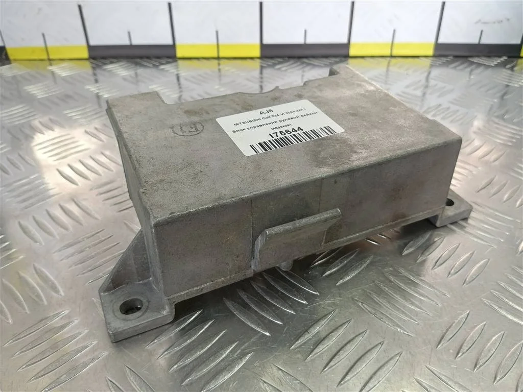 Блок управления рулевой рейкой MITSUBISHI COLT Z3