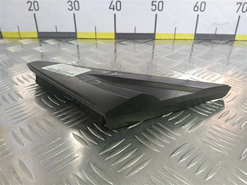 Накладка крыла переднего левая HONDA Civic VIII (