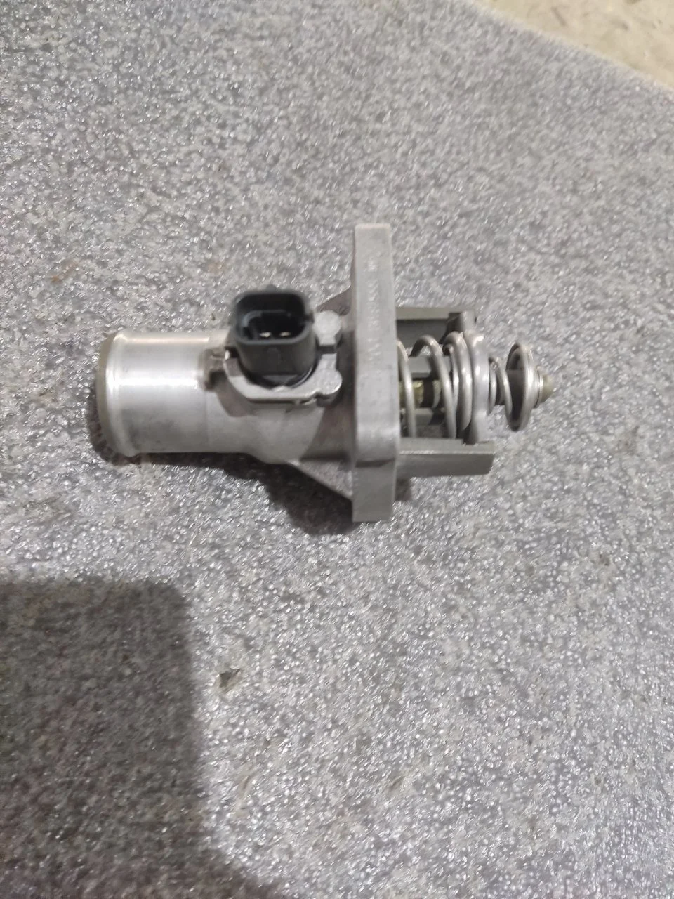 Термостат Chevrolet Cruze 2014 55578419 J300 X18XER