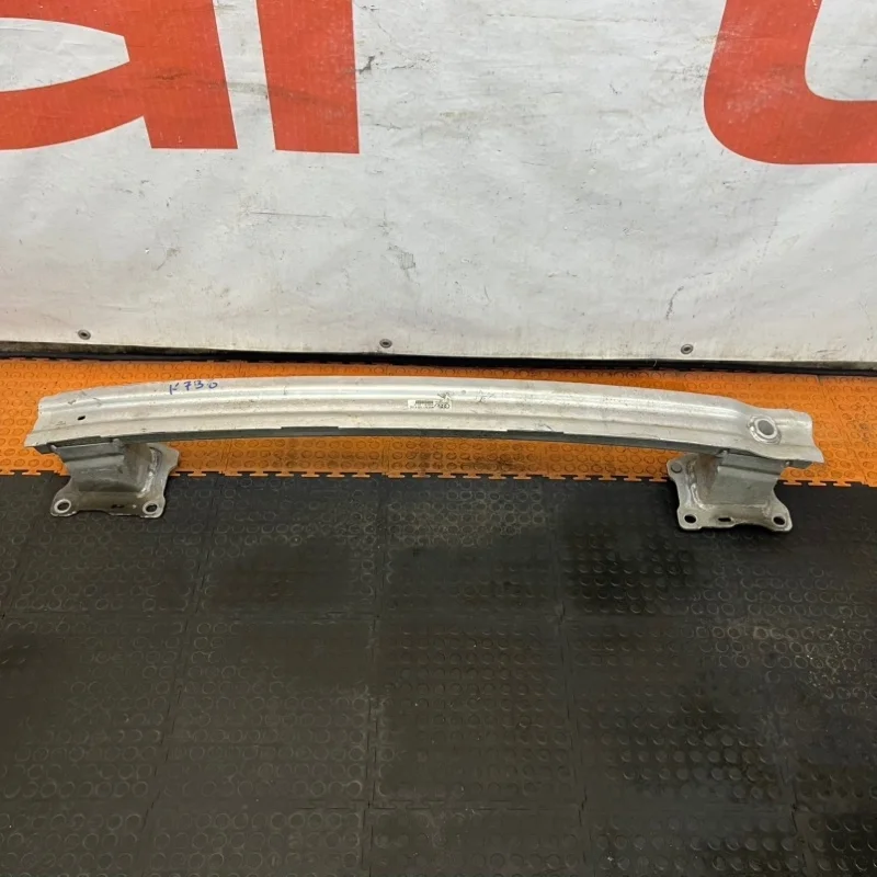 Усилитель бампера Audi RS4 2018 B9