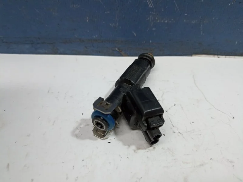 Форсунка топливная Ford Focus 2 2008 1149958 1.8 QQDB