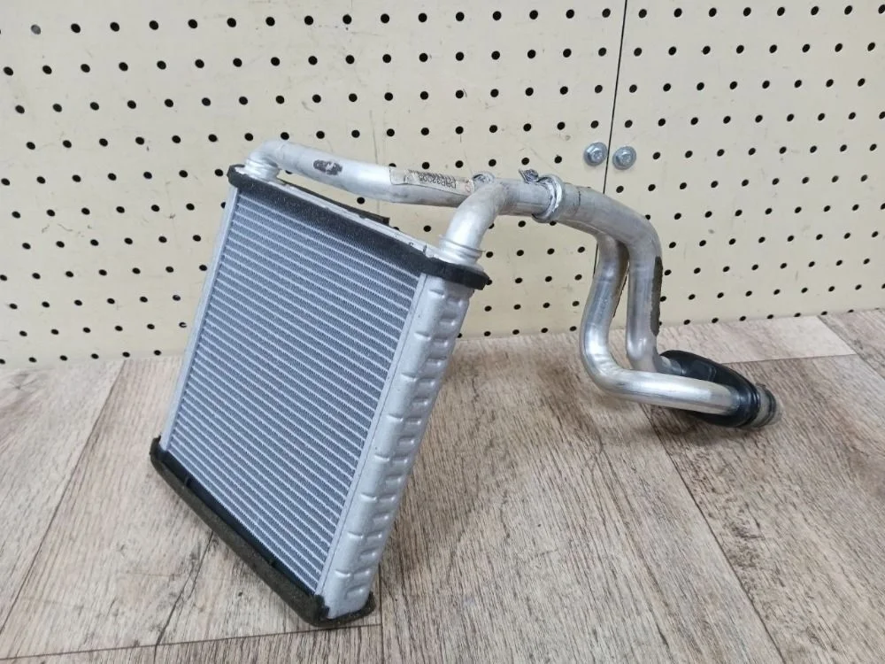 Радиатор отопителя Volkswagen Passat CC B6 (2008—2012) Passat CC B6 (2008—2012) 3T 3T4, B6, SUV, 357 358