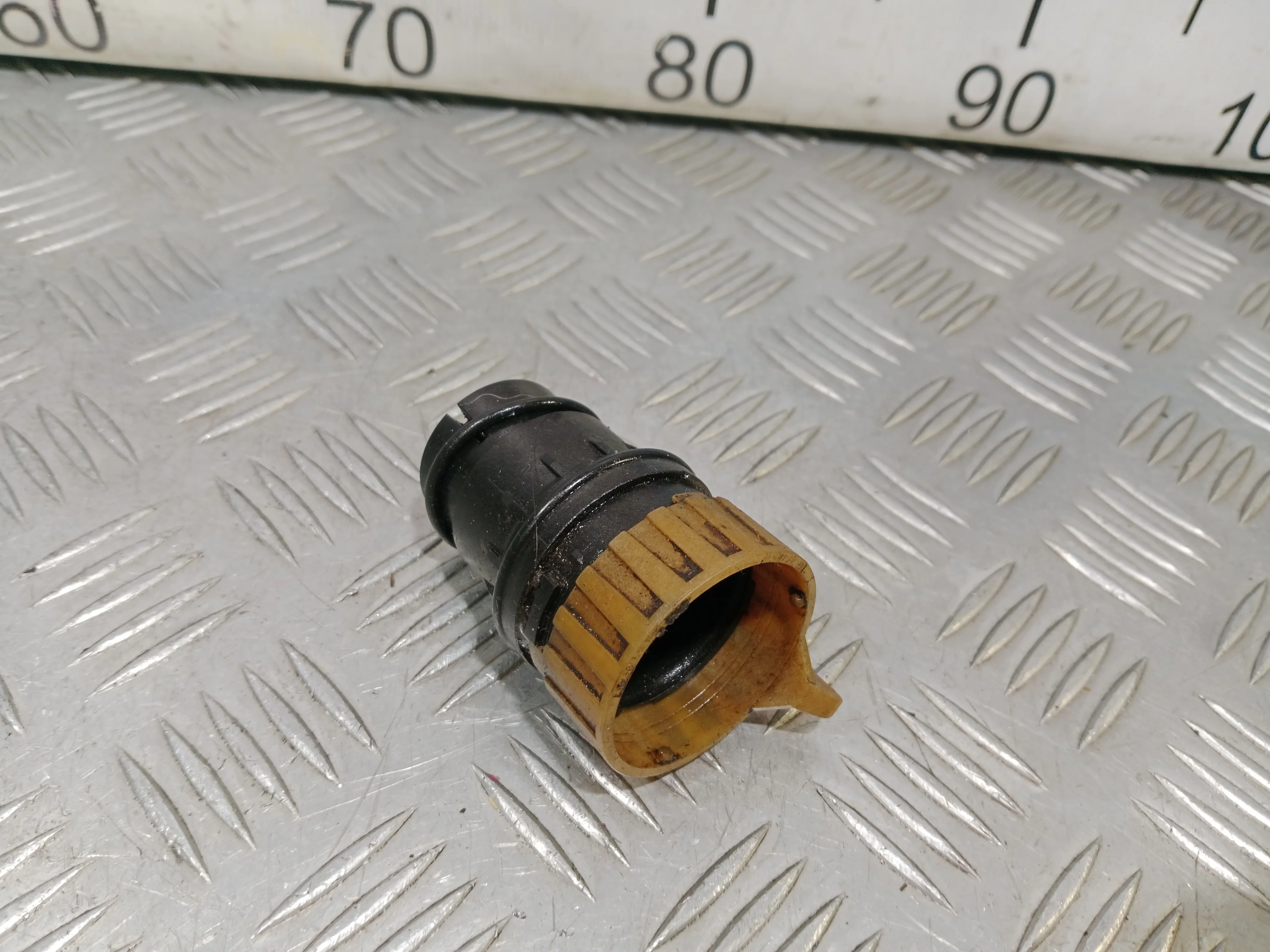 [Б/У] Напровляющая втулка разъема АКПП [Код: 00406939 ]