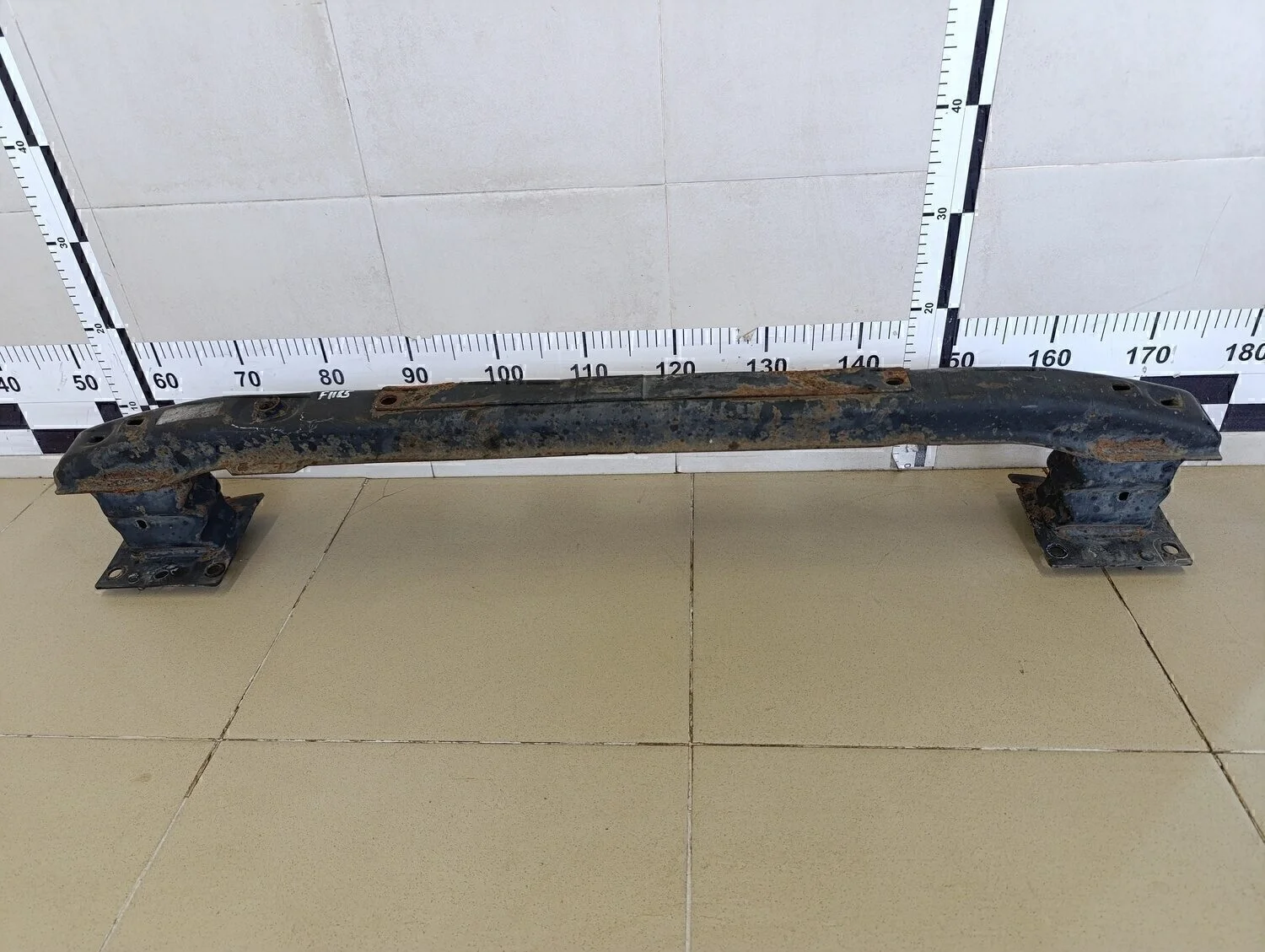 Усилитель переднего бампера C3 2002-2009