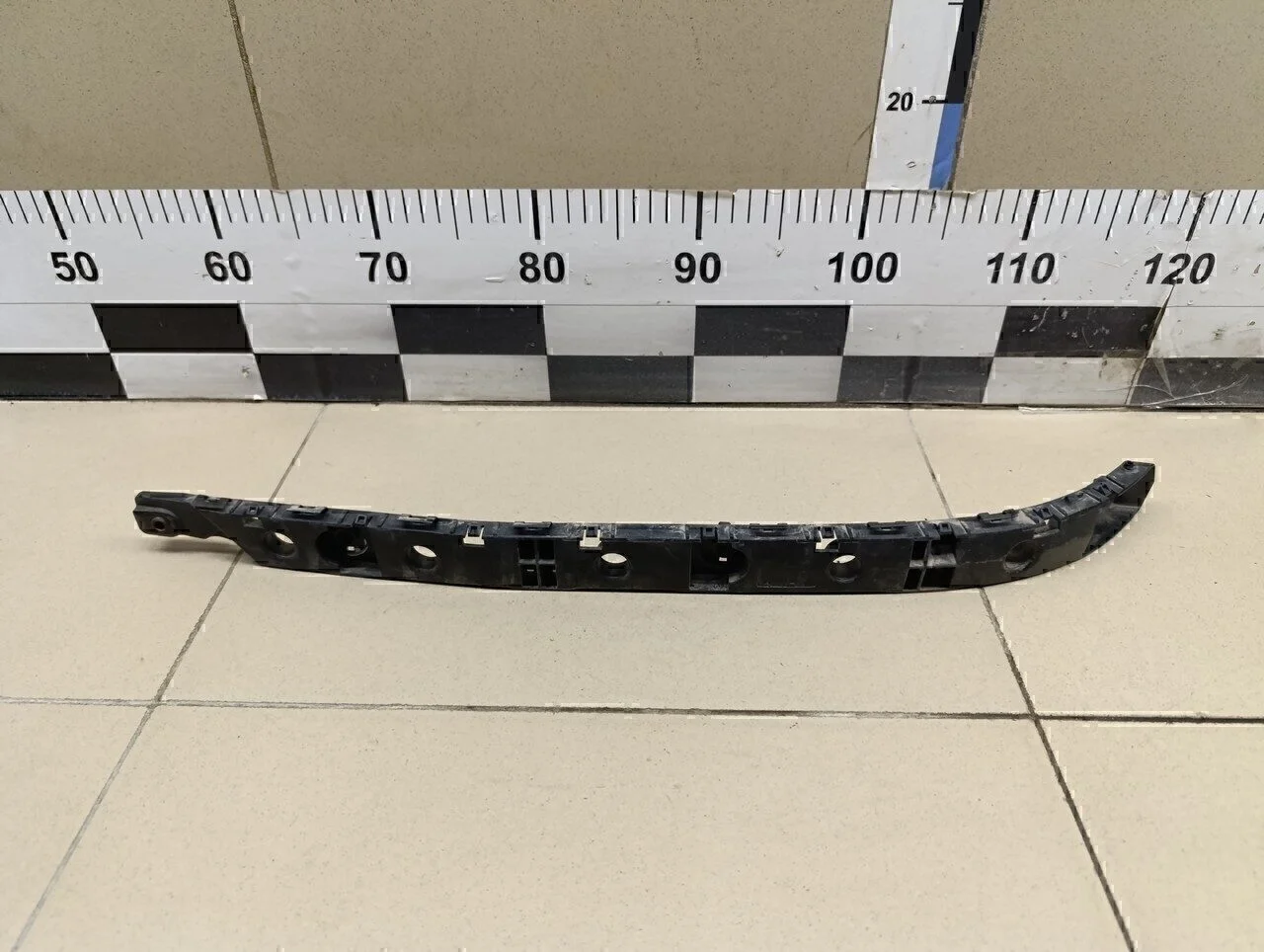 Направляющая заднего бампера левая X-Trail (T32) 2014>