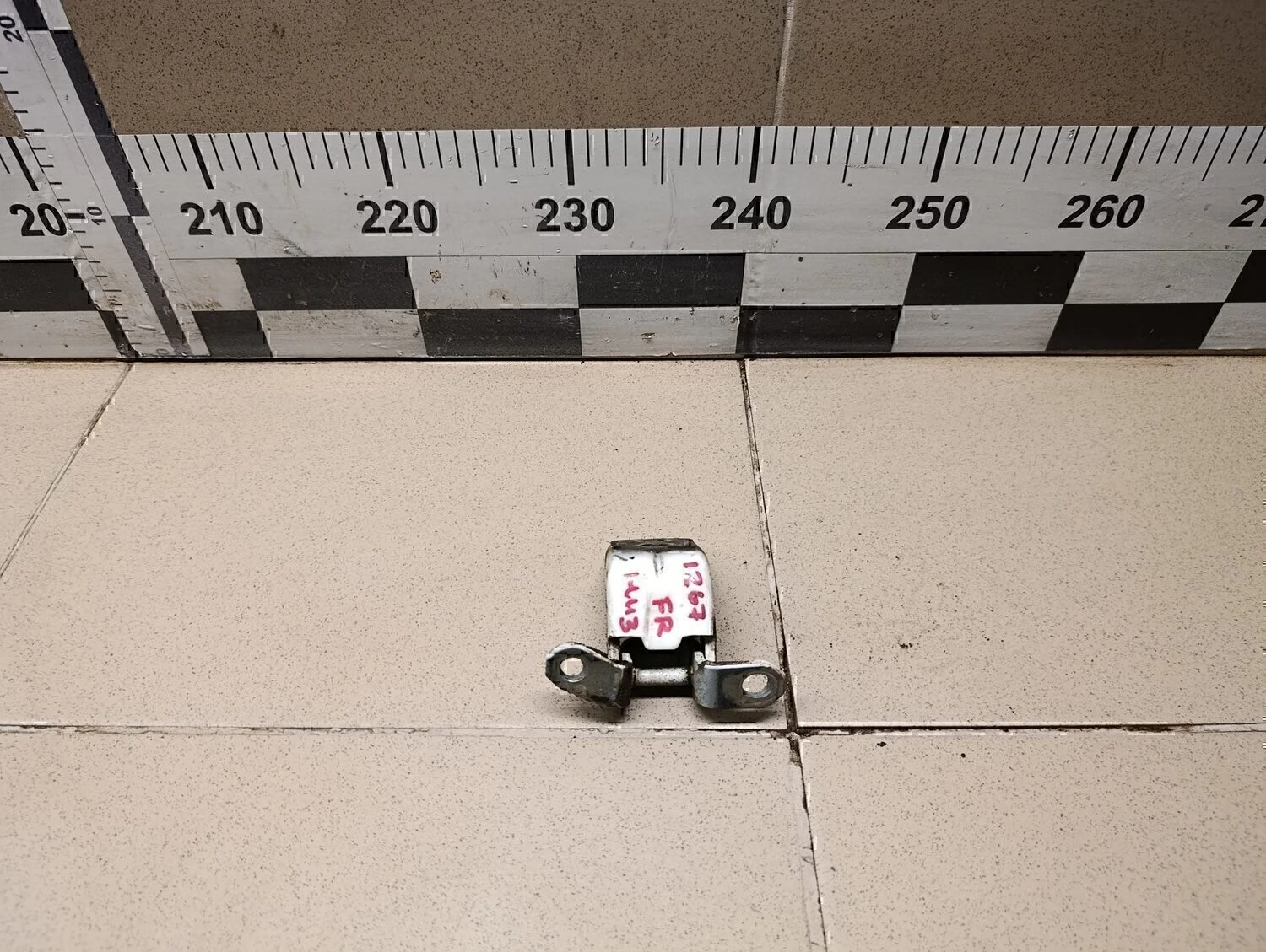 Петля двери Teana J32 2008-2013